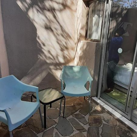 Self-Catering Studio, Unit 3 On Krupp ويندهوك المظهر الخارجي الصورة