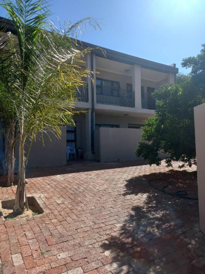 Self-Catering Studio, Unit 3 On Krupp ويندهوك المظهر الخارجي الصورة